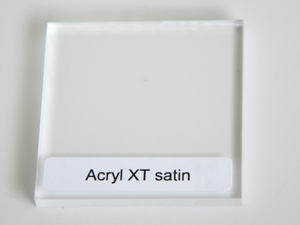 Acryl XT 3 mm satin